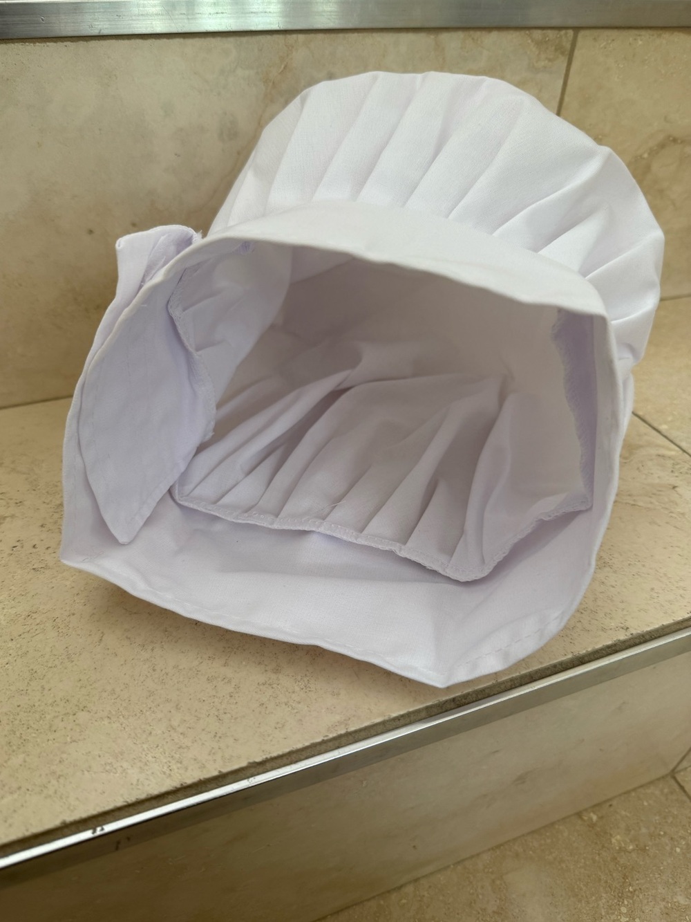 Chef’s hat (OS) (NIB) - Picture 4 of 7